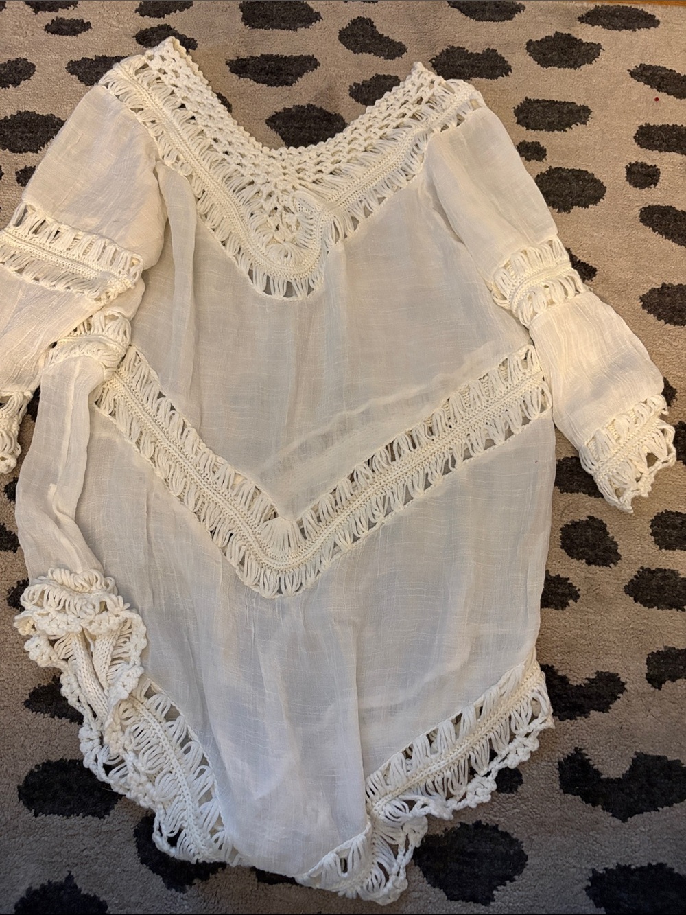 Women’s White Crochet V-Neck Boho Top